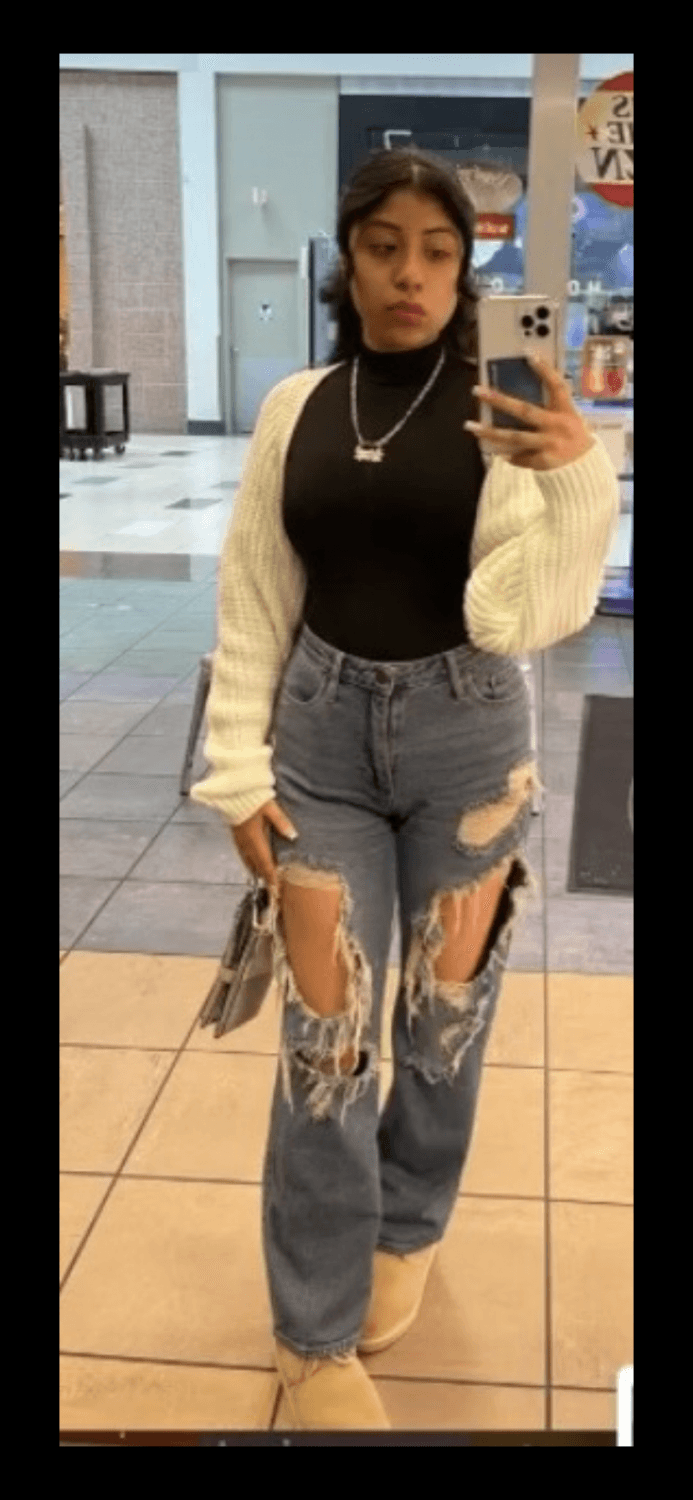 Finally got my hands on this Latina teen my eyes only nudes ??‍??‍?