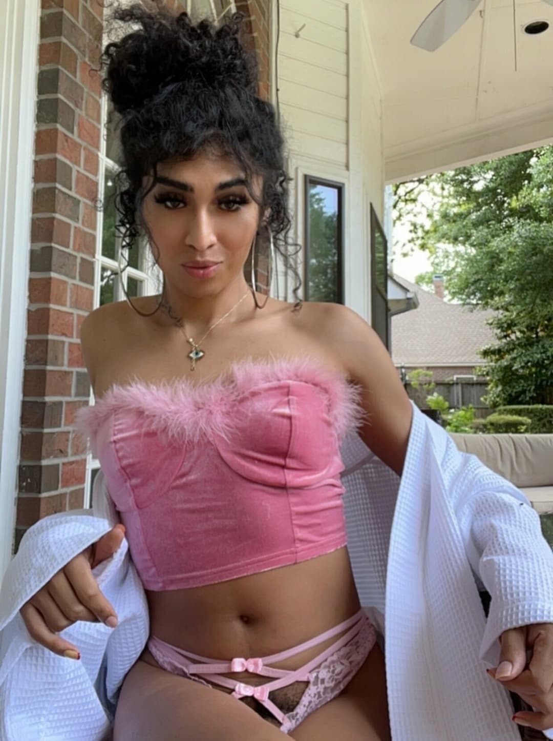 Hung Ebony Trans Girl Fucks Her Ass Toy [femboy, ladyboy, shemale, sissy trap, tgirl, trans]