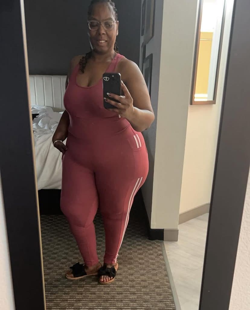 Thick Ebony BBW MILF showers on video chat