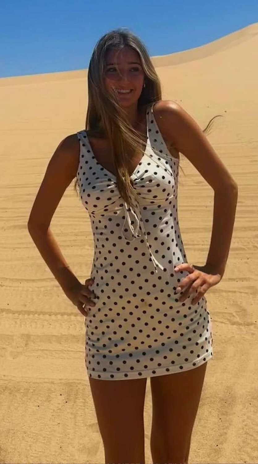 Rylee K hot slut(dm me hot sluts to post)