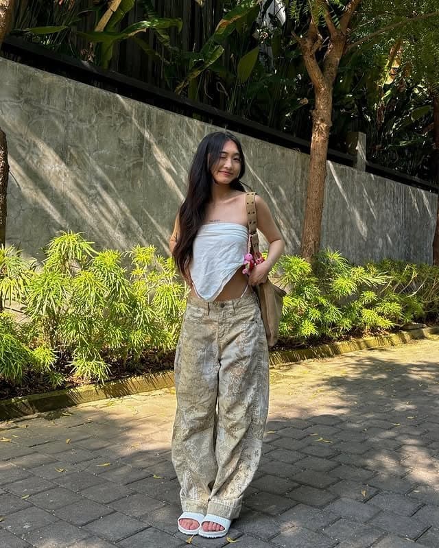 Cute Asian Teen Rides Her Dildo While Giving JOI - Solo, ABG, Small Tits, Petite, Cute, Homemade