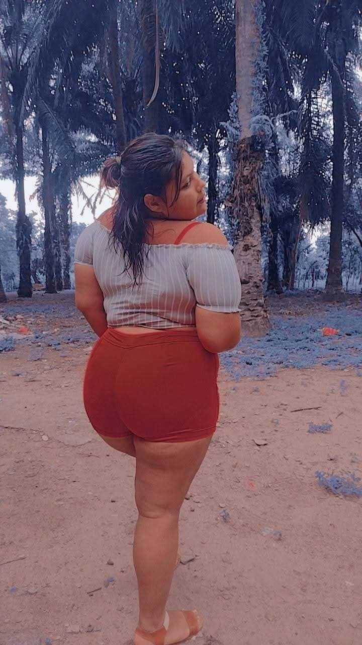 BIG THICK BOOTY LATINA BBW