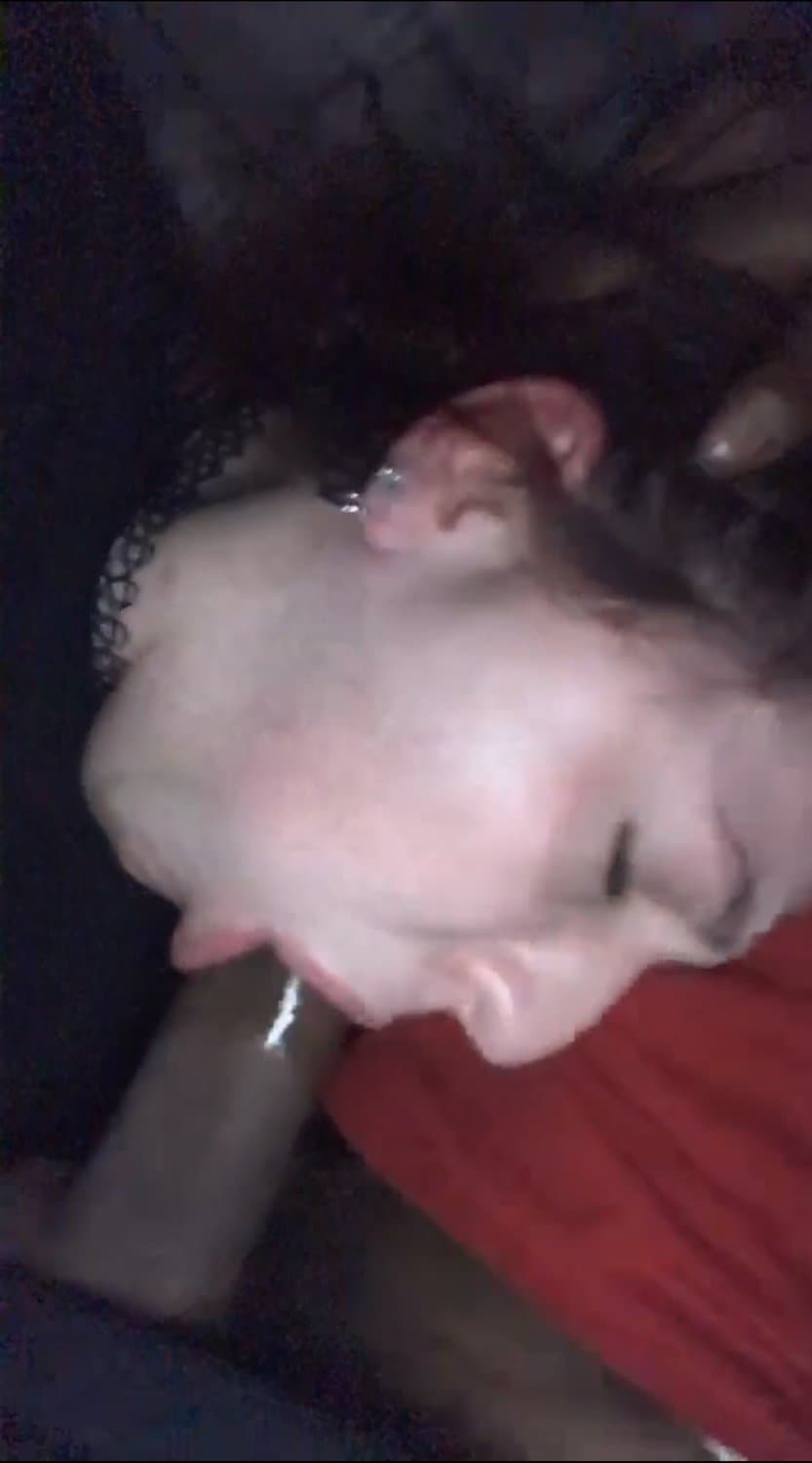 kristi Novak from belle Vernon Pa, sucks coworkers cock.