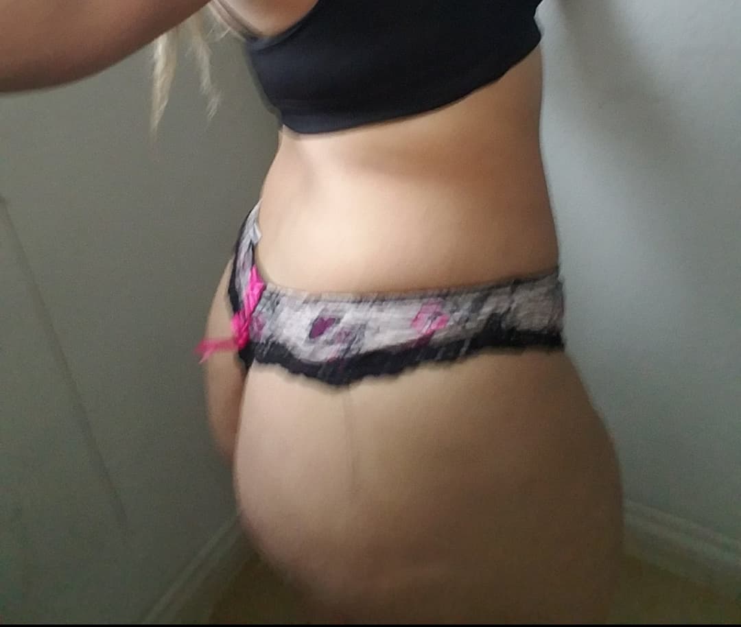 Sexy Milf Rocio From Fresno CA cheats on her Husband and sends sexy pics to Sancho