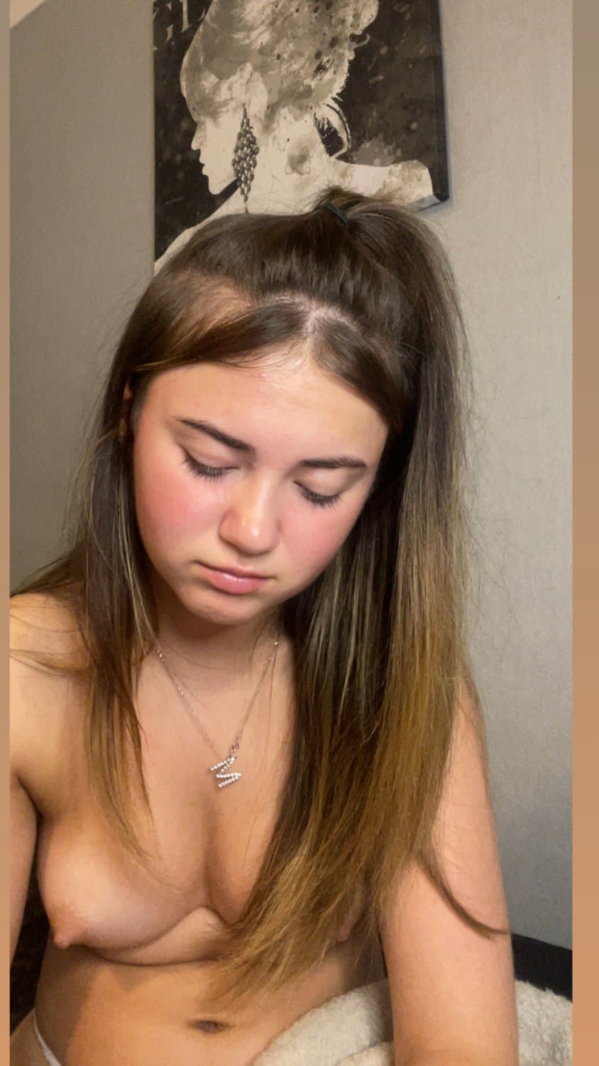 Snapchat teen cheating girlfriend humiliation post (submitted by boyfriend)