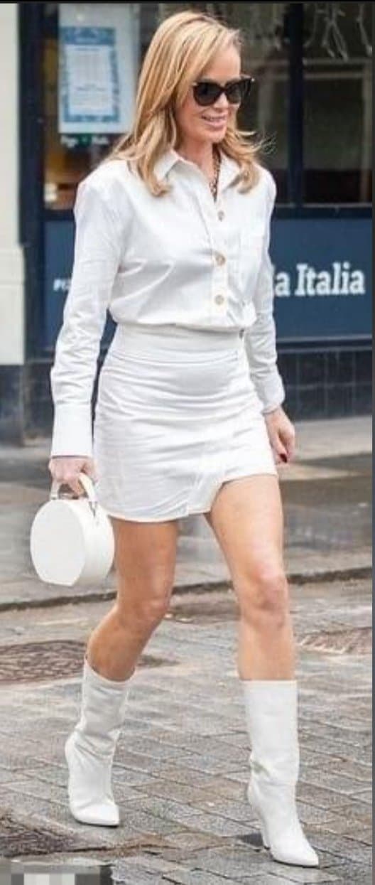 Amanda holden,sexy classic pics to jerk & spurt to for cum whore amanda holden ??