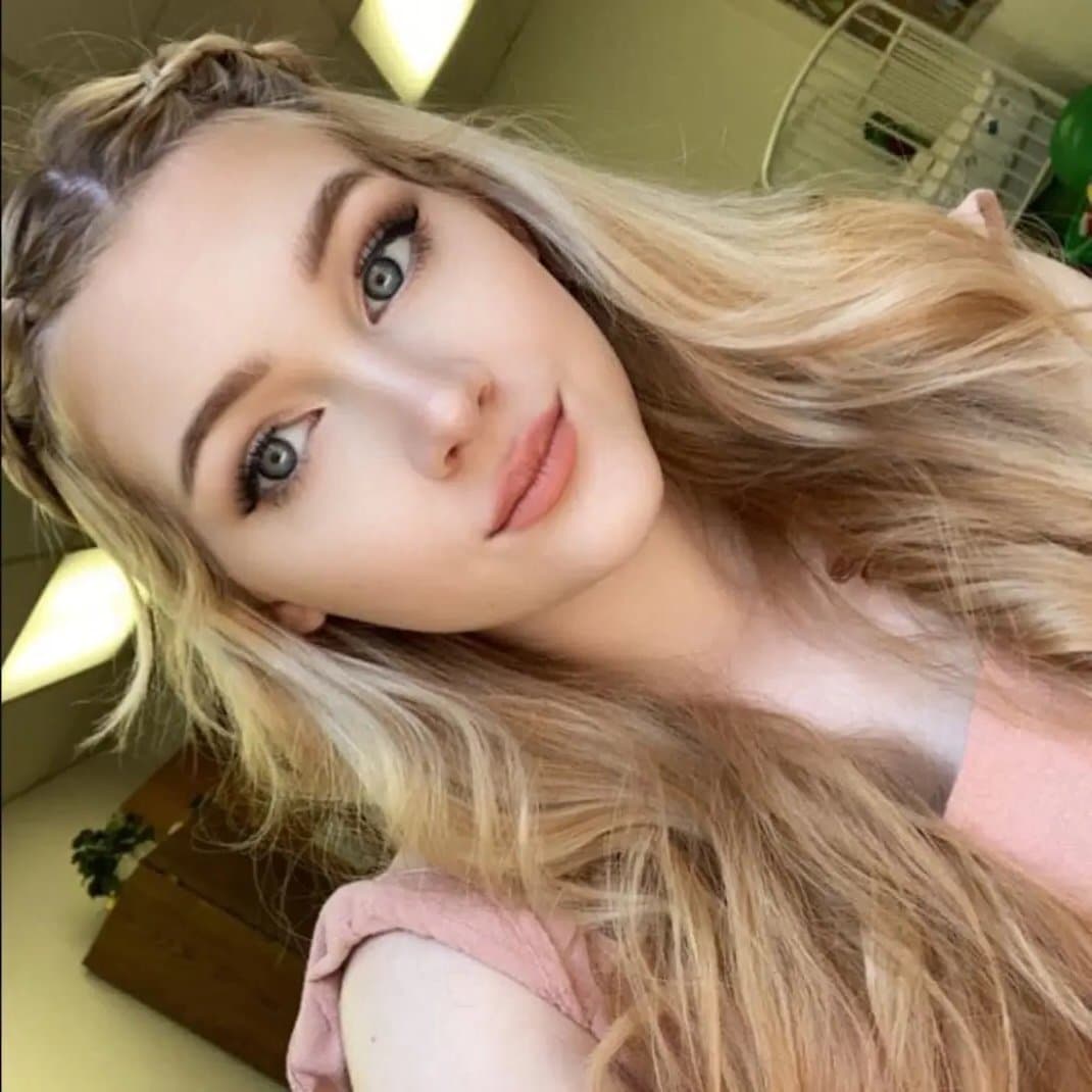 American slut Miss Cox