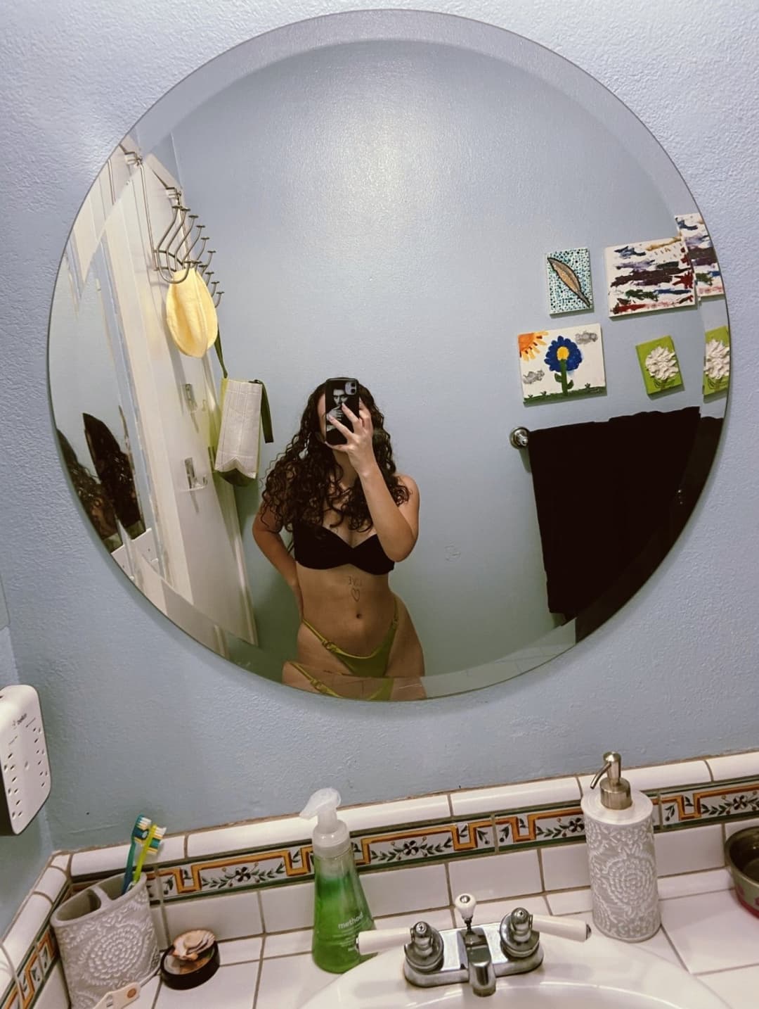 Irl teen slut Fran has amazing curves