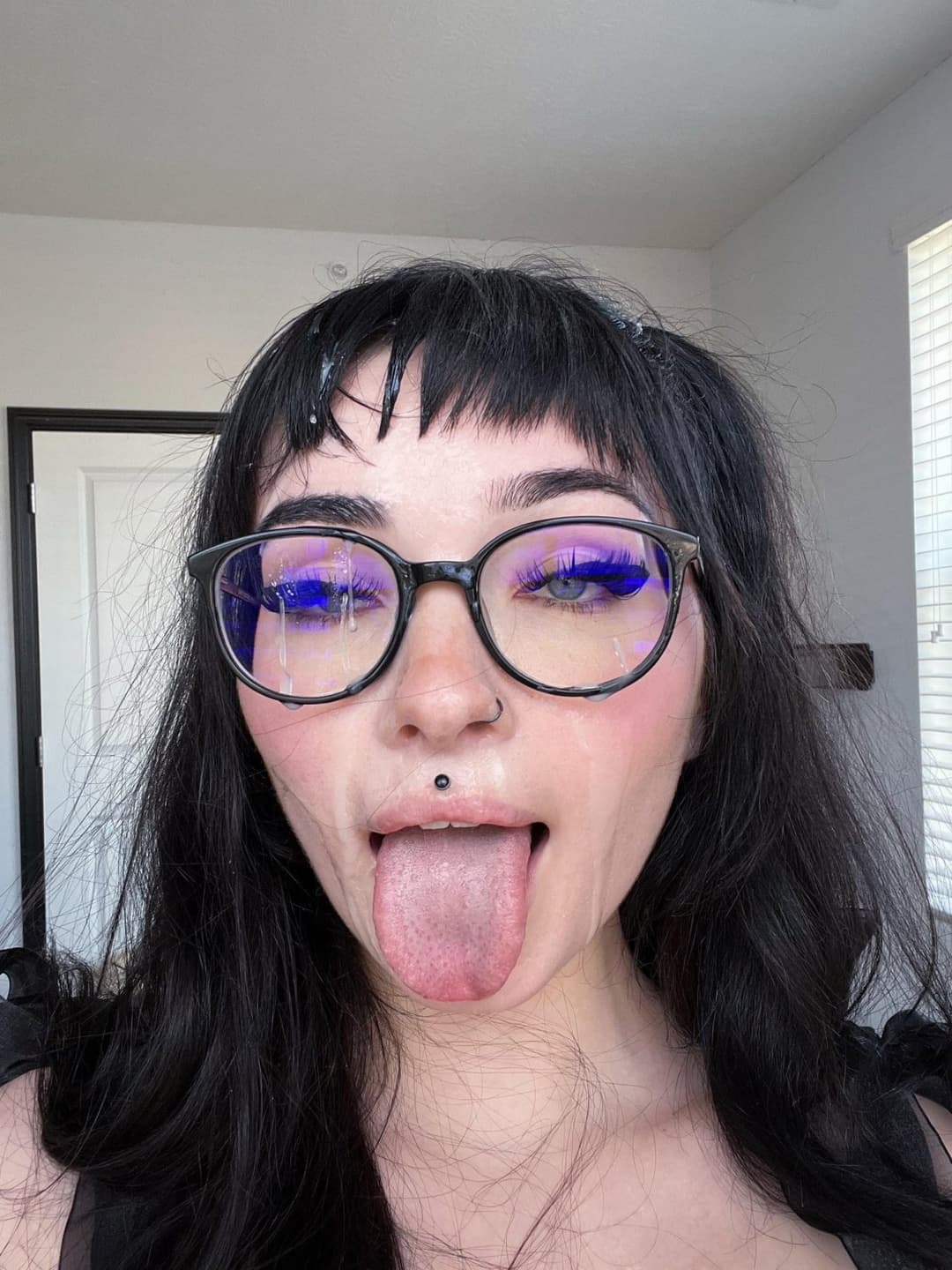 BEAUTIFUL HOT TEEN ABG MASTURBATING (LEALED) (joy, latina, teen, ass, e-girls, asian, abg, japanese)