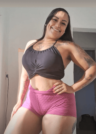 Morena bucetuda, exibe o capô de fusca | Thick Latina, thick pussy cameltoe
