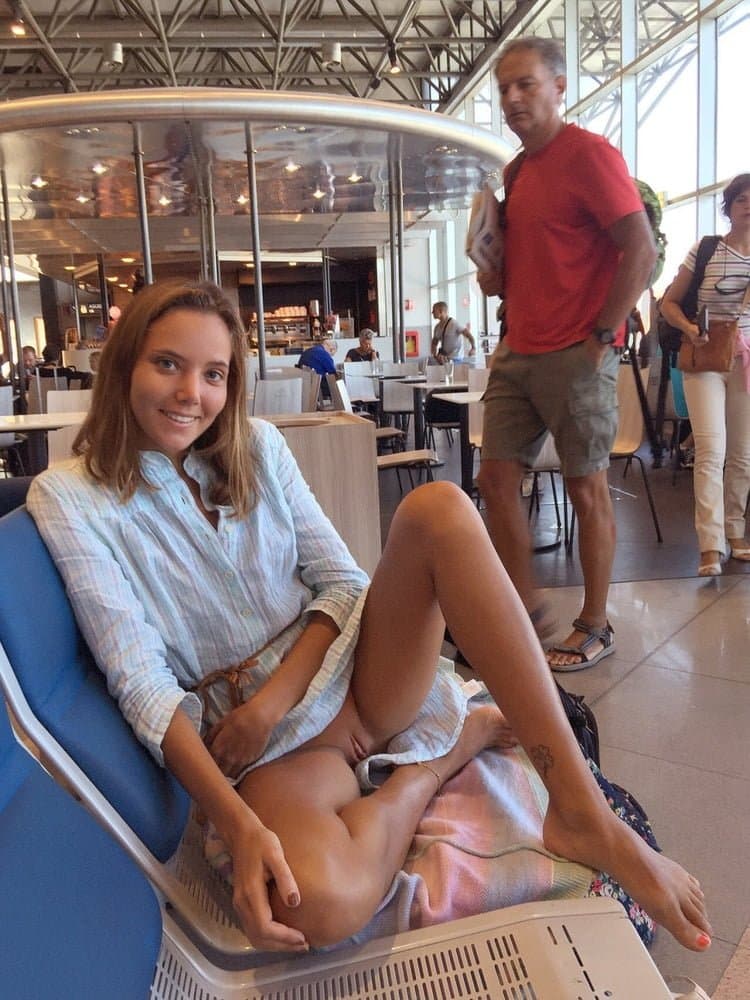 Bottomless Girls in Public 5