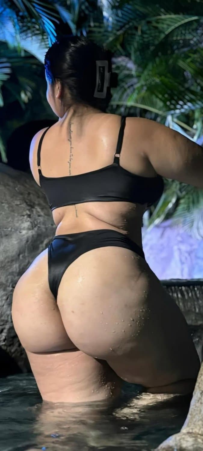 Cavala D+ um corpo desses foi feito pra fazer sexo, gostosa do Cel máquina de sexo transar