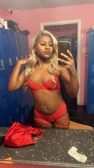 Slim Baddie with a Booty Exotic Dancer Daja