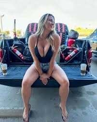 Texass Mylf, Fuck me Fridays.