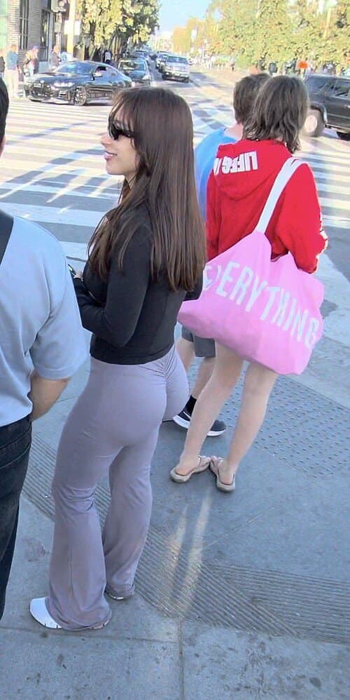 At the pier slim thick Latina with a fat fucken ass especially with those leggings ass was to fat