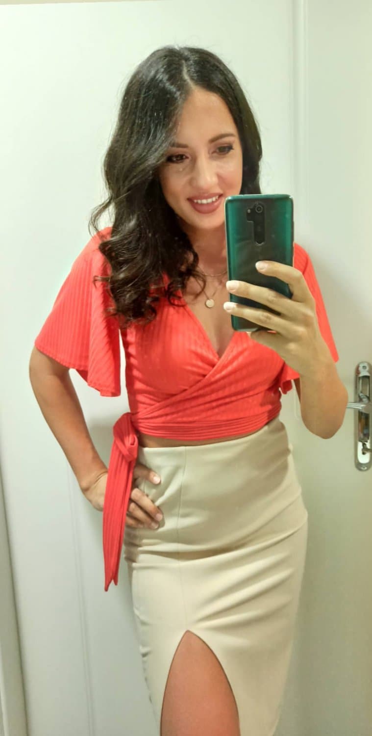 Jelena Zoric, 31yo, young Serbian milf hated by her husband