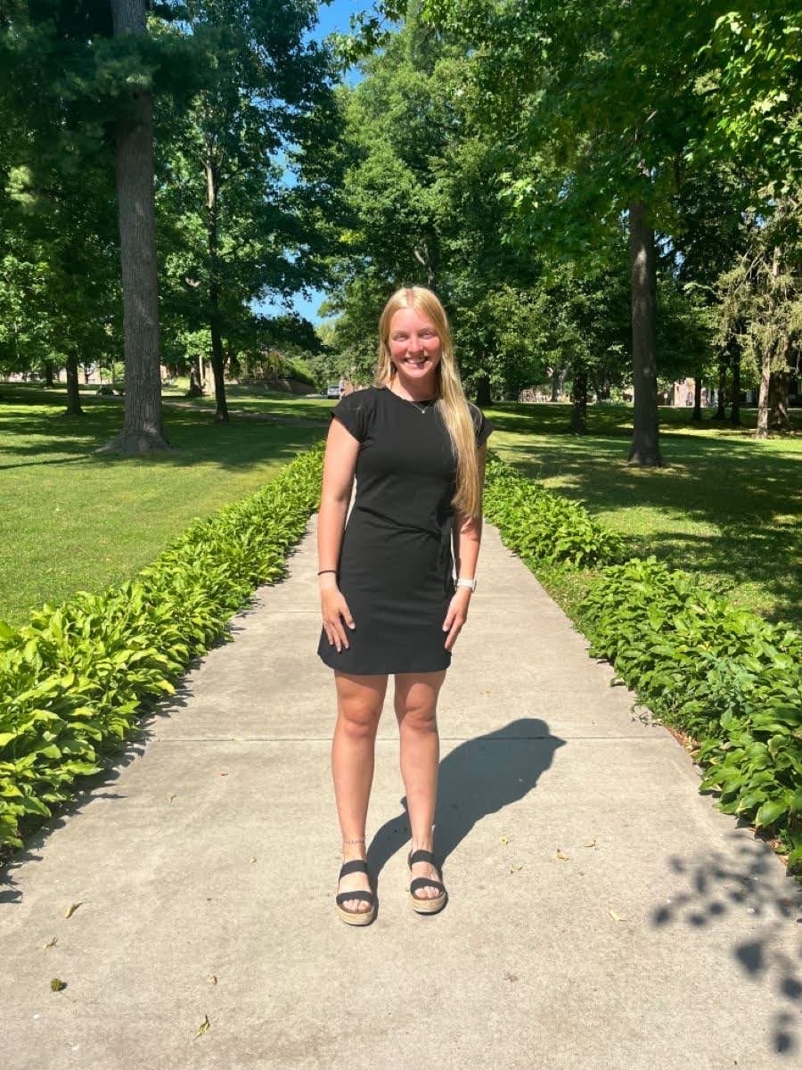 Sexy pale blonde Grace