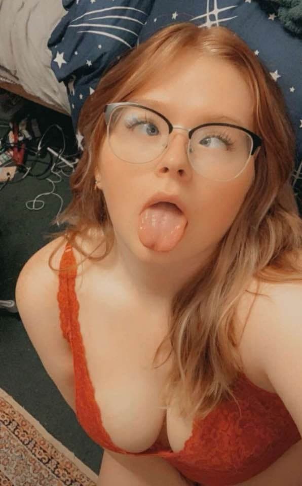 Amy, 22, humiliates herself