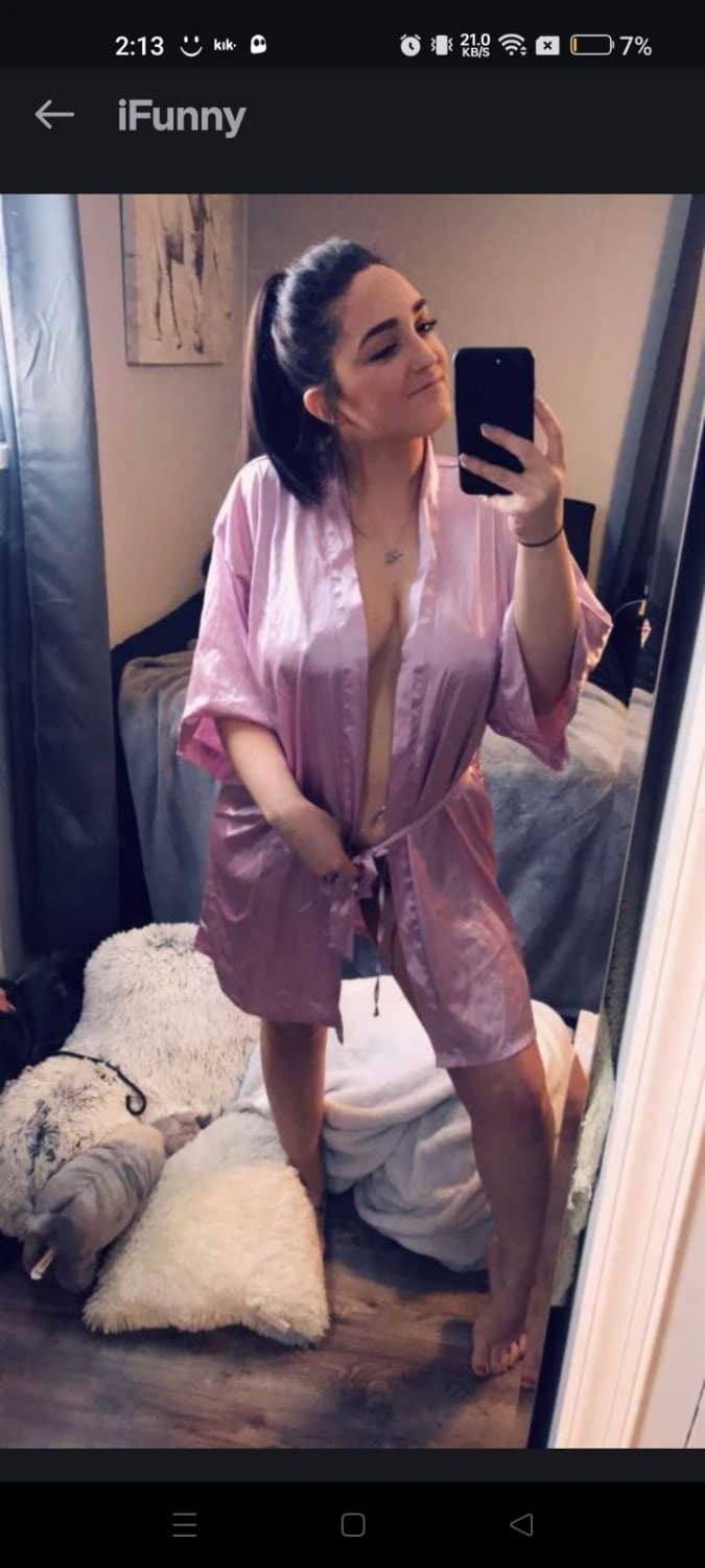 Click to view full size Comment on Lexi 30 and her fat tits. Kik in comment with my Kik for same treatment