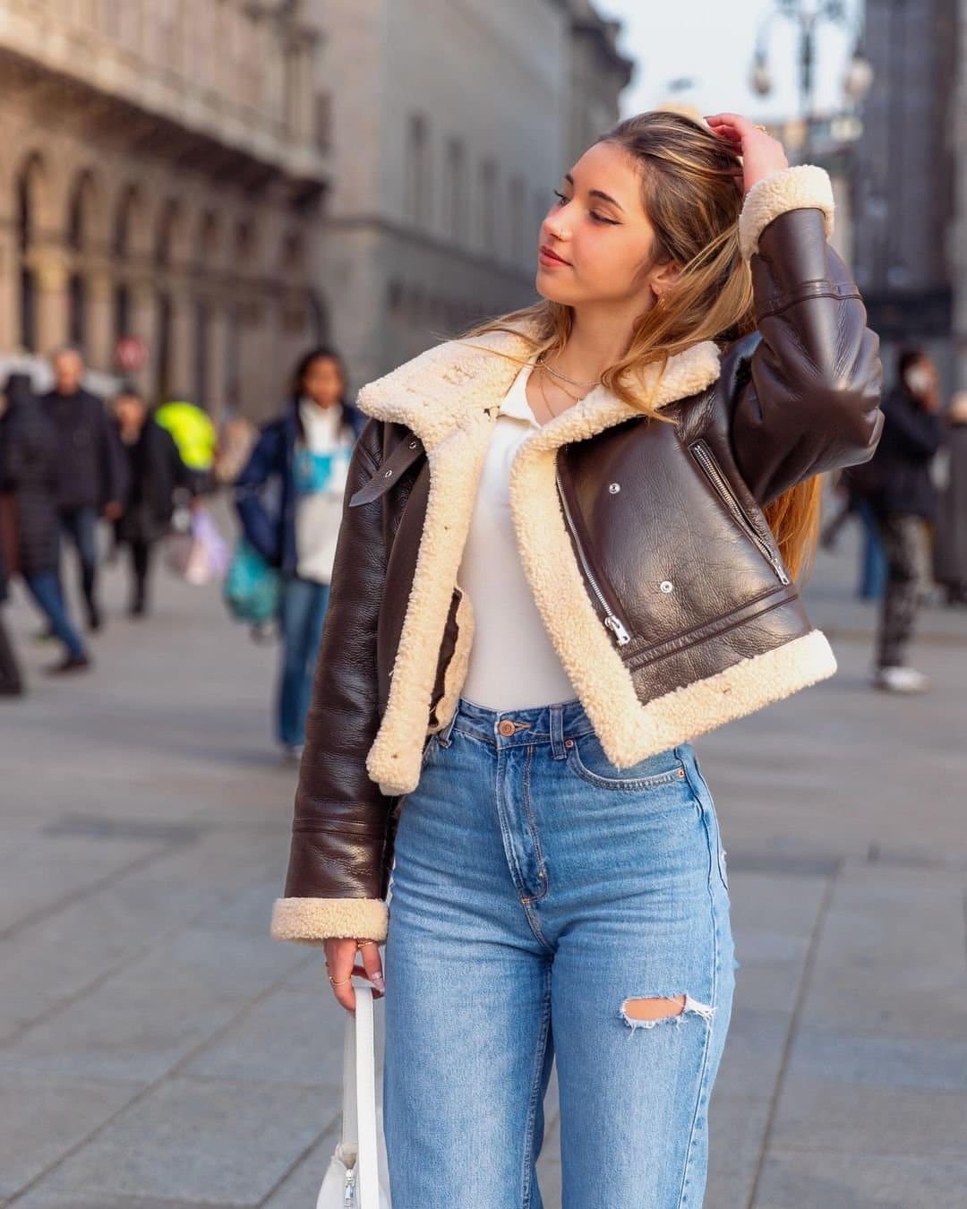 Click to view full size Iris, HOT tik toker blonde teen ?