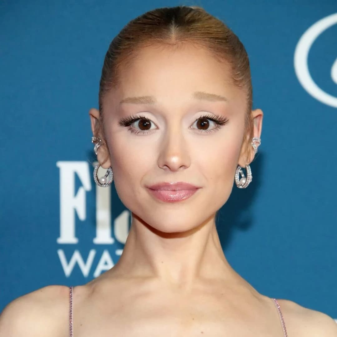 Ariana Grande 2025 face porn ?