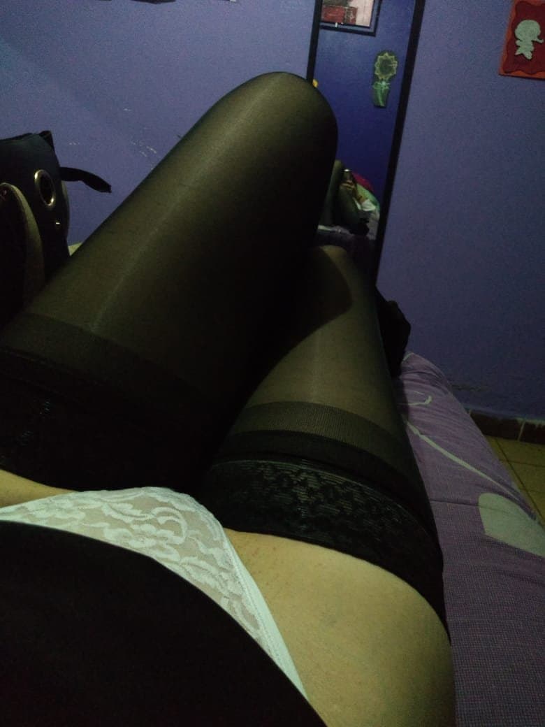 Culona infiel gimiendo como perra