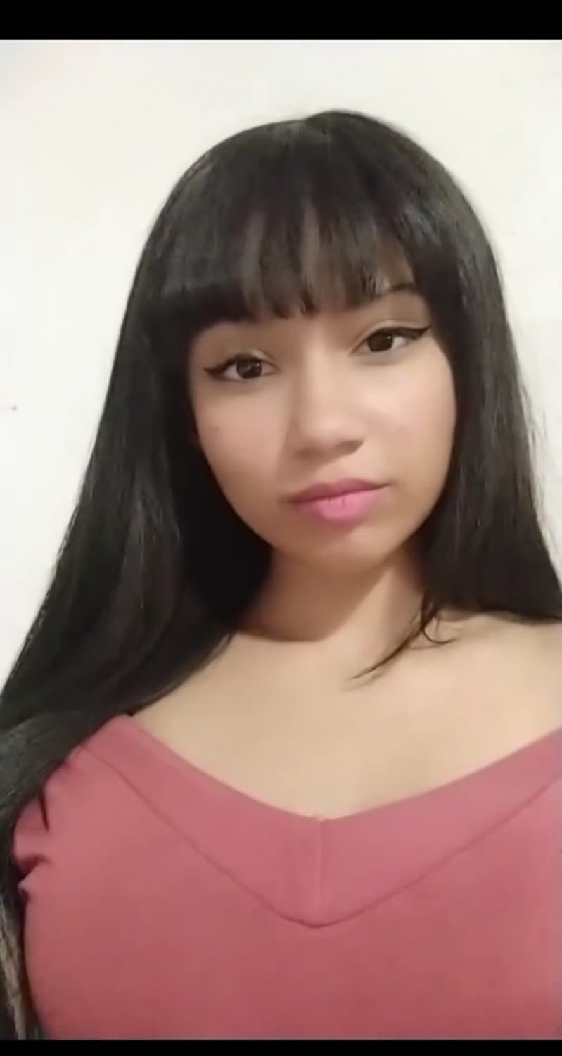 Novinha gostosa pra krl, que putinha gostosa mds???