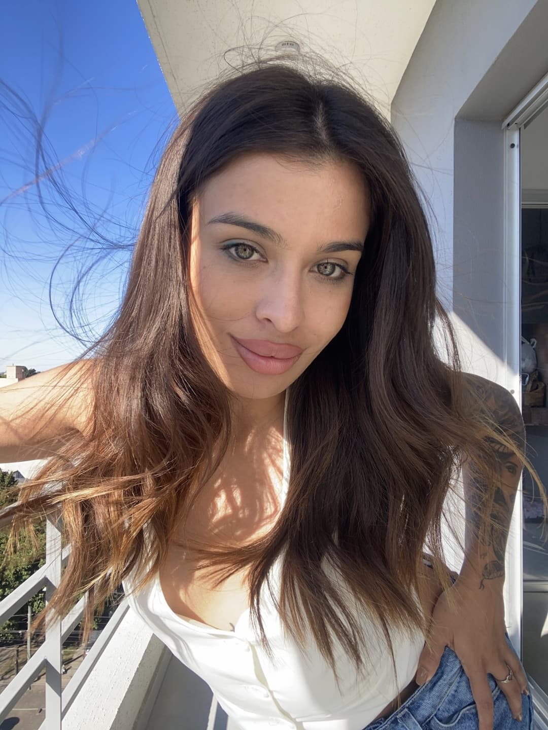 Click to view full size messy hair, dirty mind