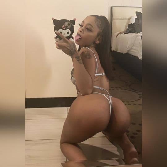 Young petite black girl and throw it back and take it in the ass