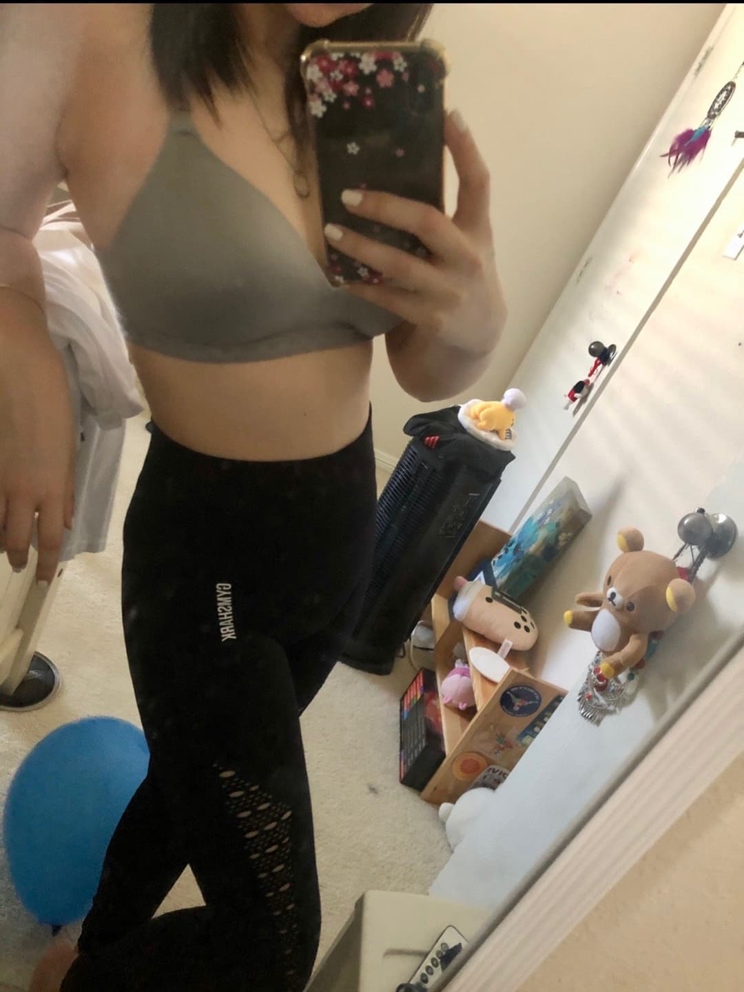 Asian bf lost bet and gave up his Asian college teen GFs nudes