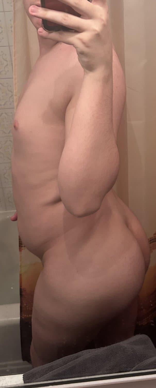 18 bottom femboy (info in description)