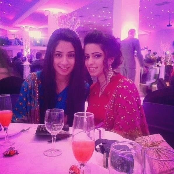 Desi Slim Beauty Girl Home Made Nude Selfies Boobs & Pussy Pics Collection.200+ Pics Link In Comment