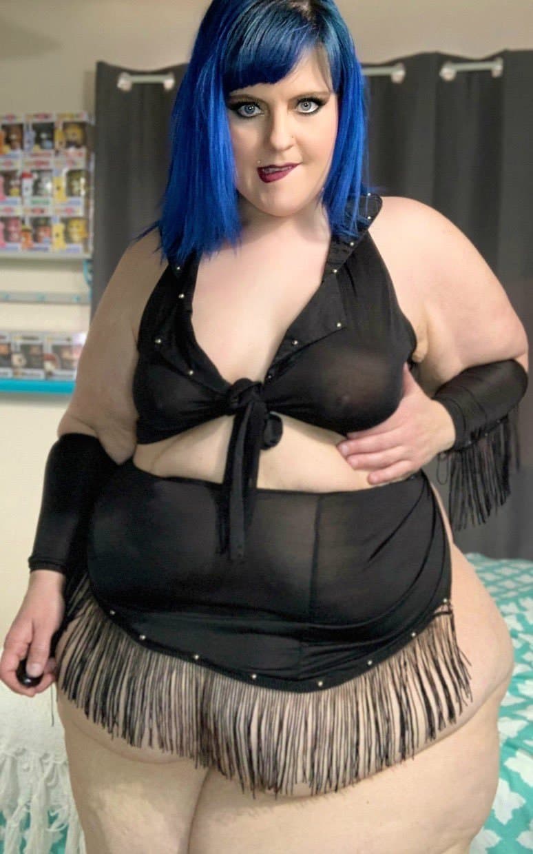 Oops I was a bad girl. Watch my fat ass jiggle. _ssbbw _pawg _hotwife _swinger https___t.co_yBOFvwO2S0-732x720