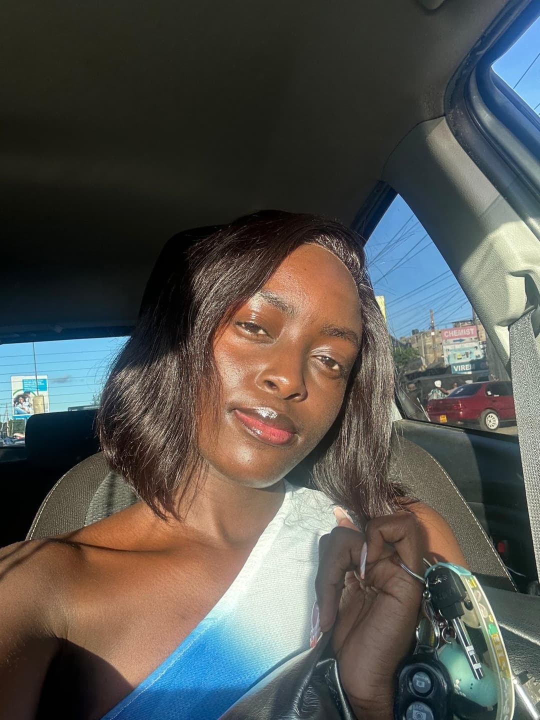 Slave Nicole ready for masters !