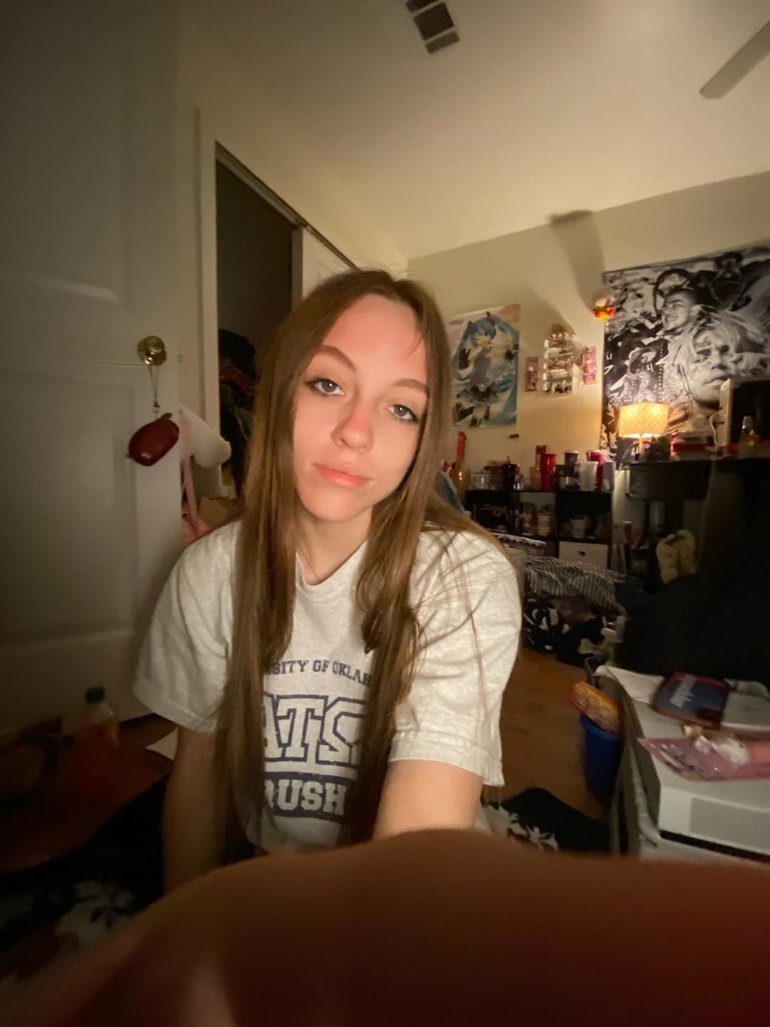 PERFECT BLONDE GOTH MIXED LATINA COLLEGE TEEN PAWG SNAPCHAT SLUT SPREADING BALD PUSSY & ASSHOLE SOLO