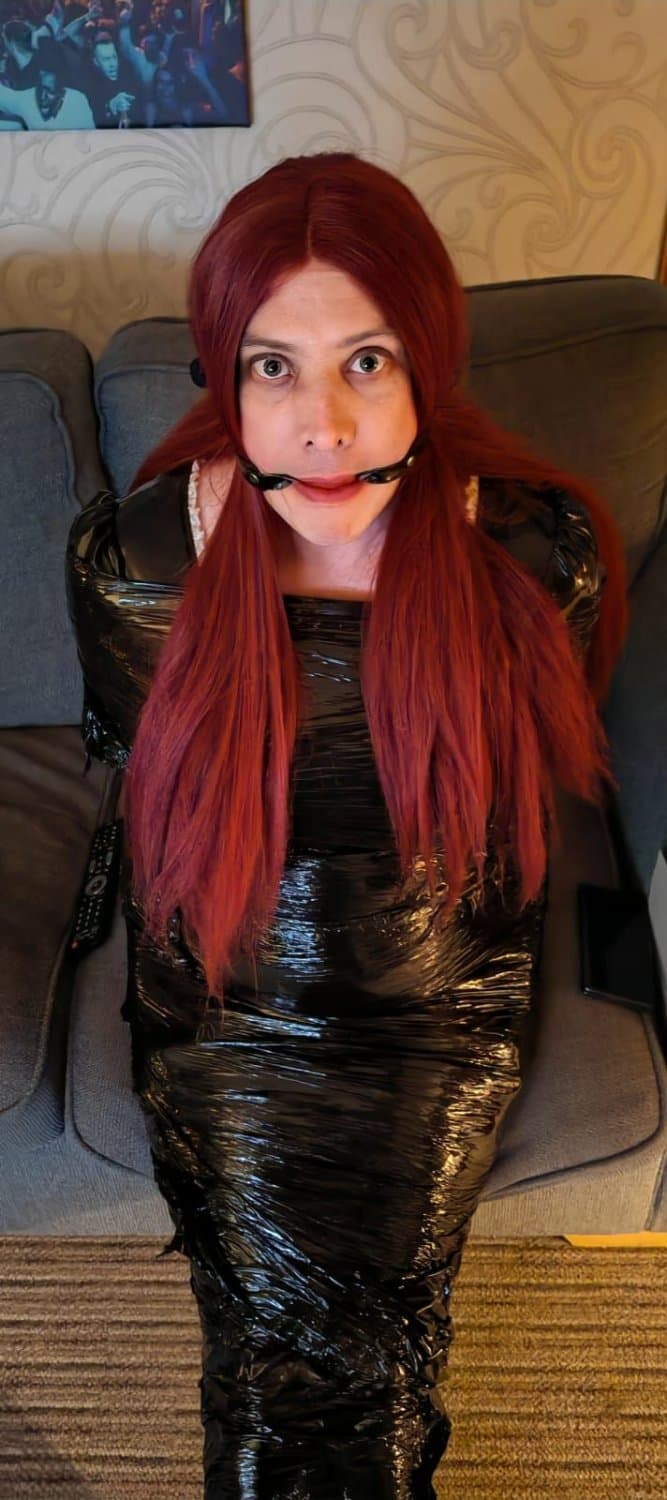 Click to view full size Sissy Nicky