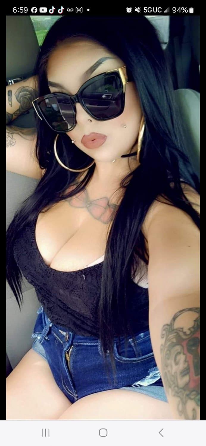 TruElizibethann a true new mexico slut, sucking everyone off in toas new mexico