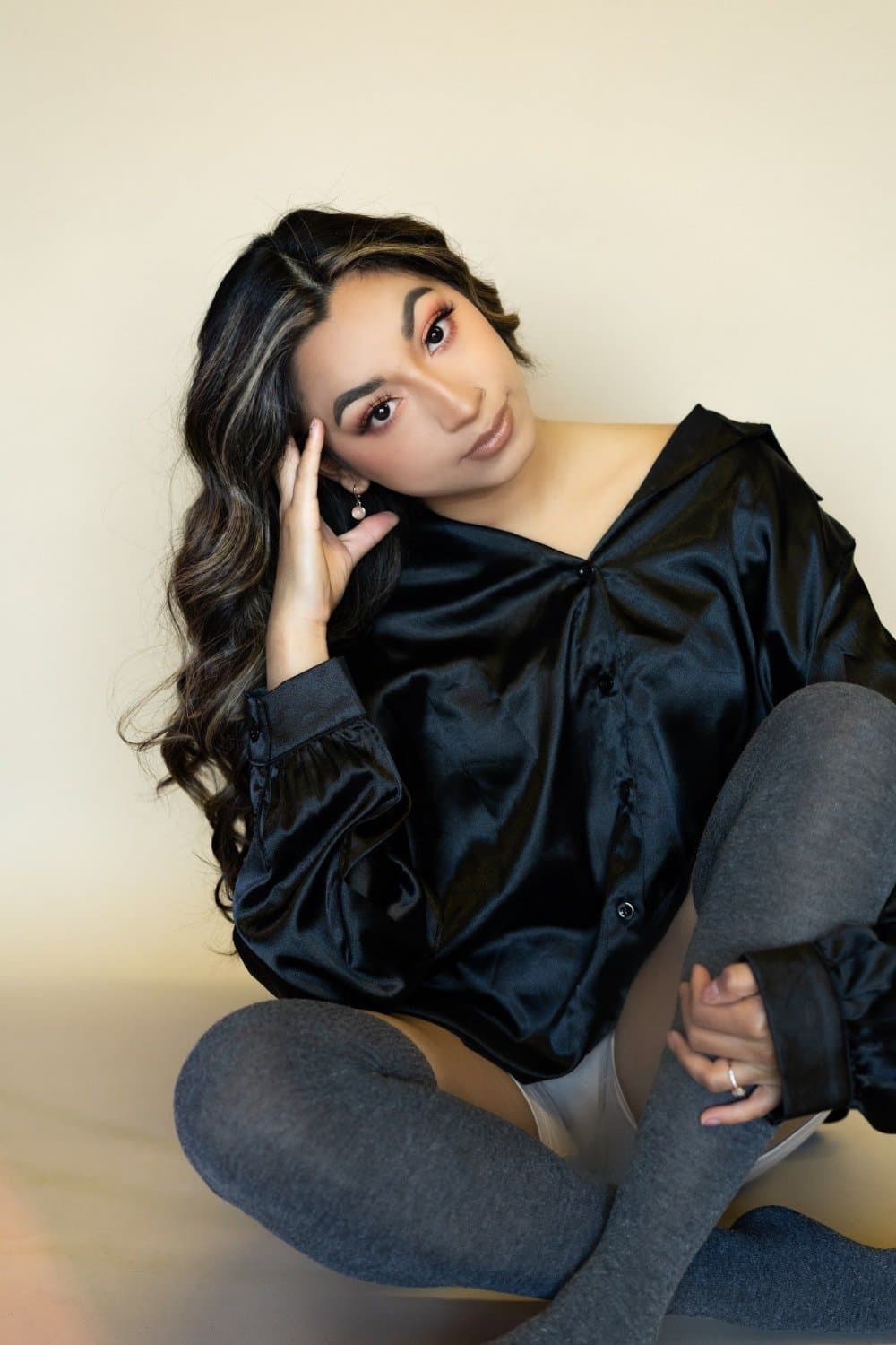 Sexy slut wants to be kidnapped, strangled, and taken advantage of!