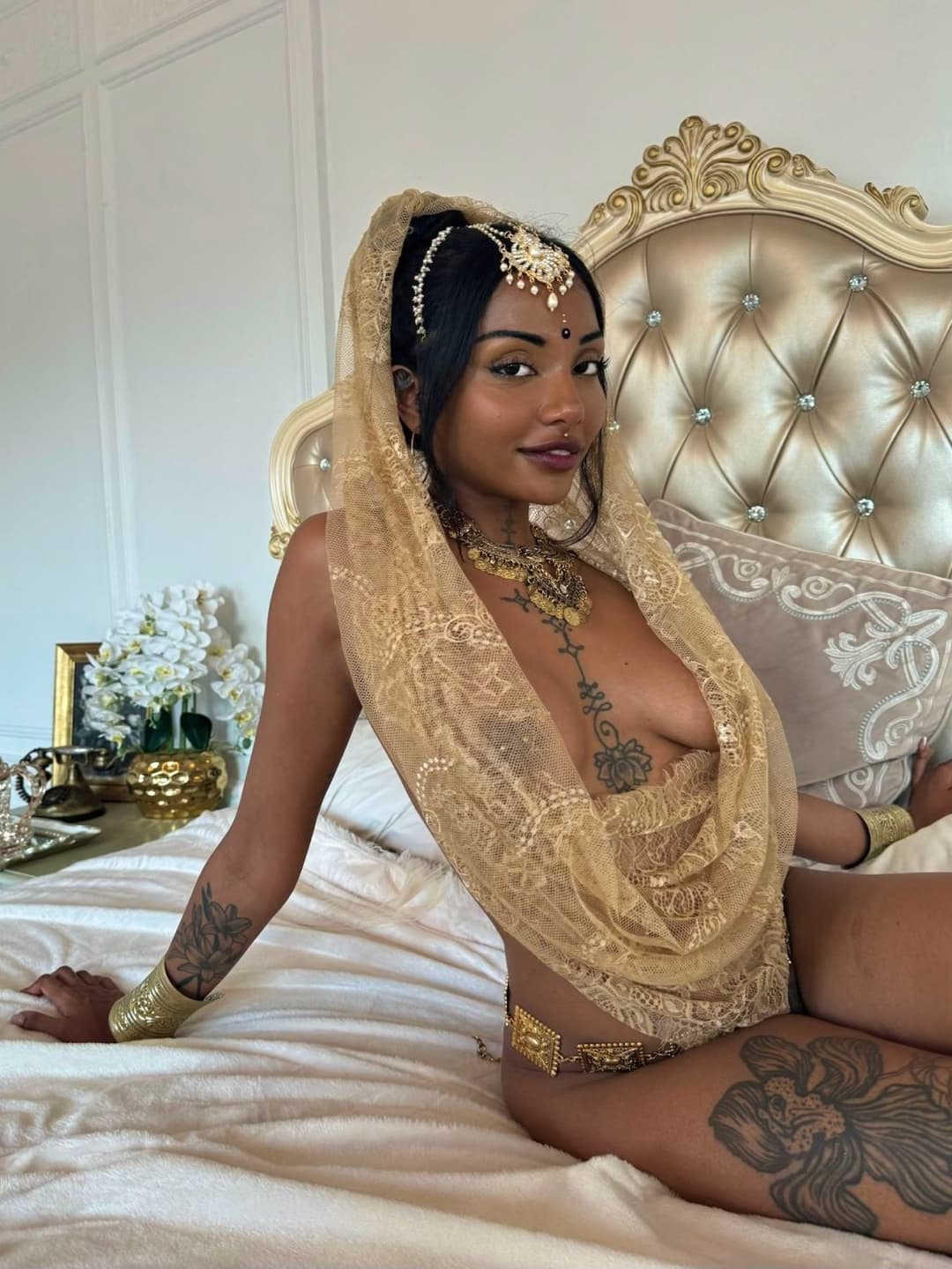 serxy indian teen playing with her pussy