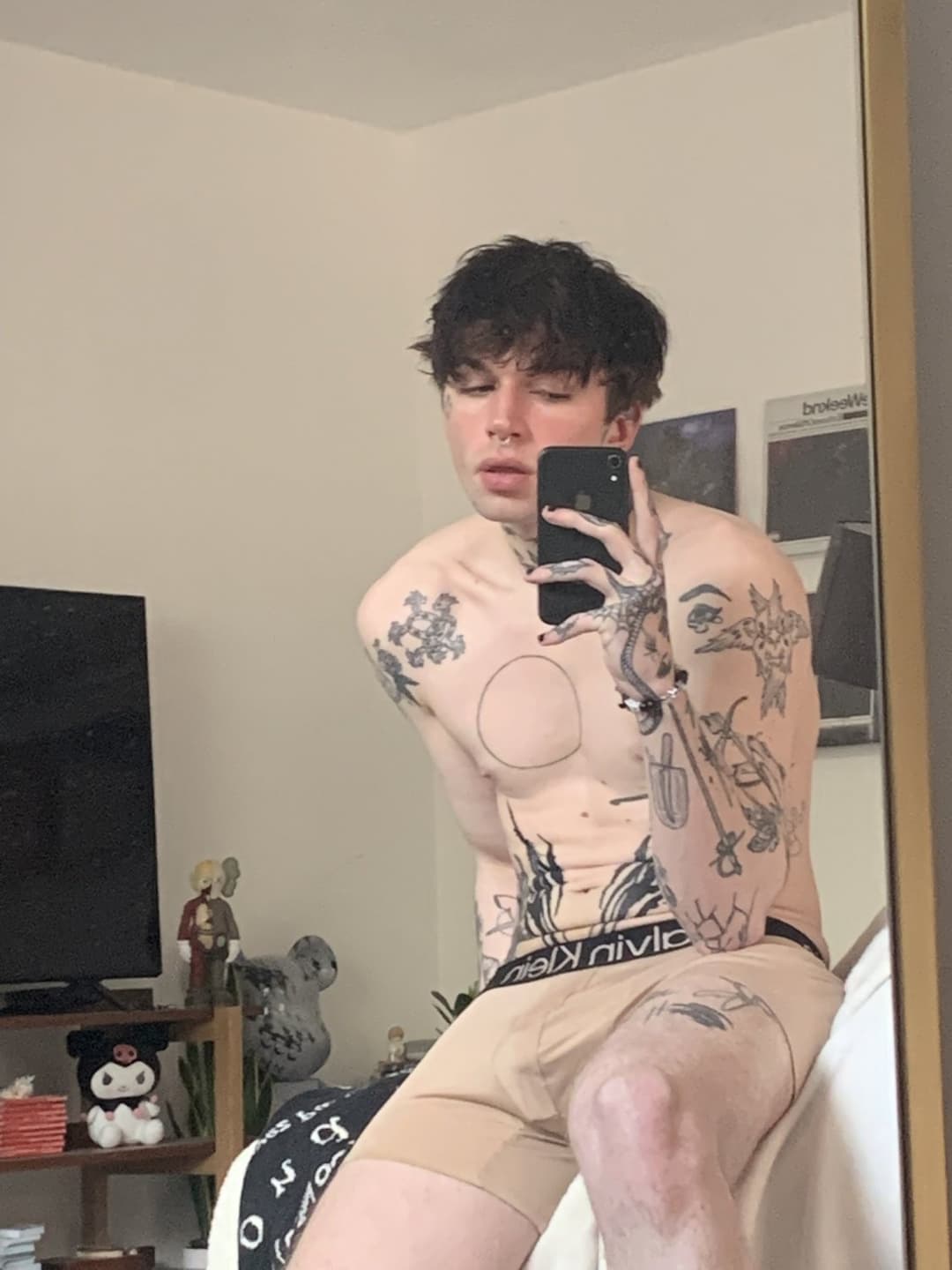 Perfect Twitter E-boy