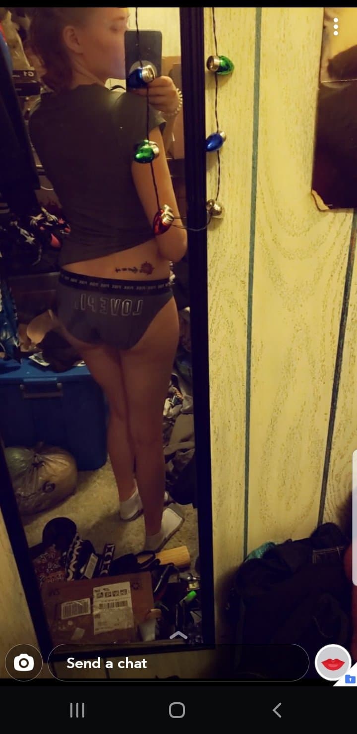 More of that Midwest slut Candy again