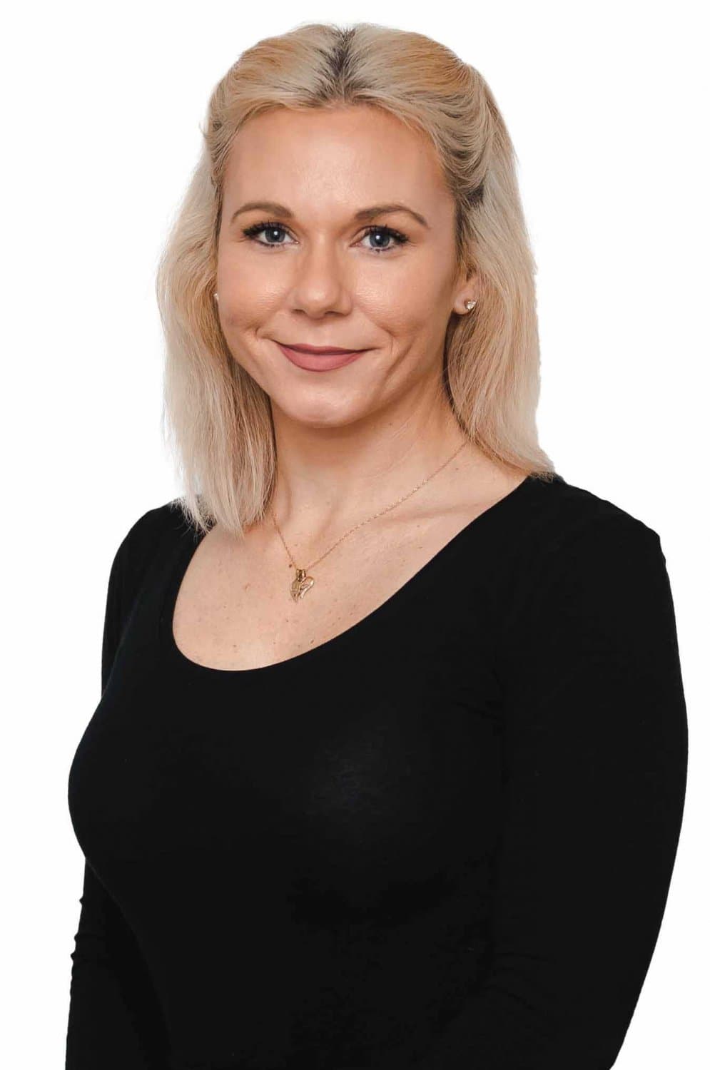 Blonde Mature MILF Kelly M Wilson Needs Cumshot on Her Face