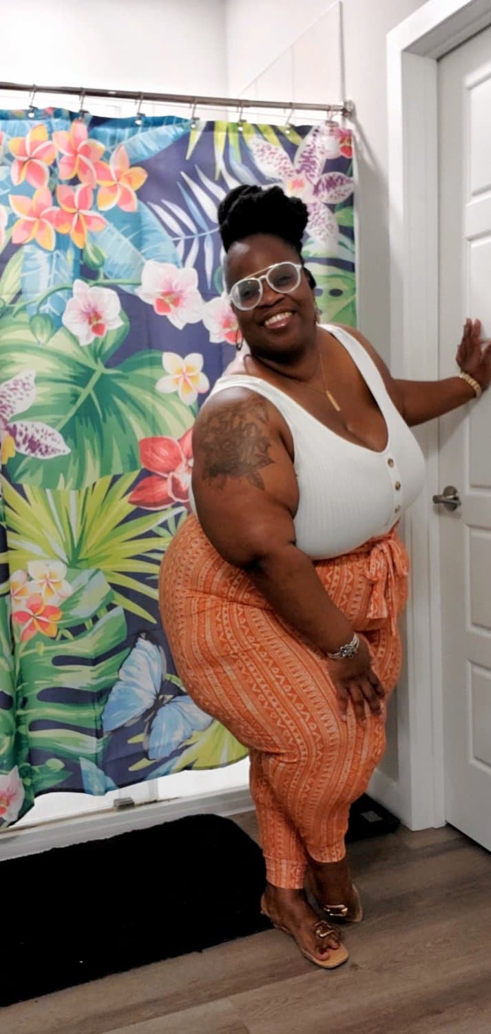 Big booty man hating feminist that I would ruff fuck in her ass & I would not pull out 137