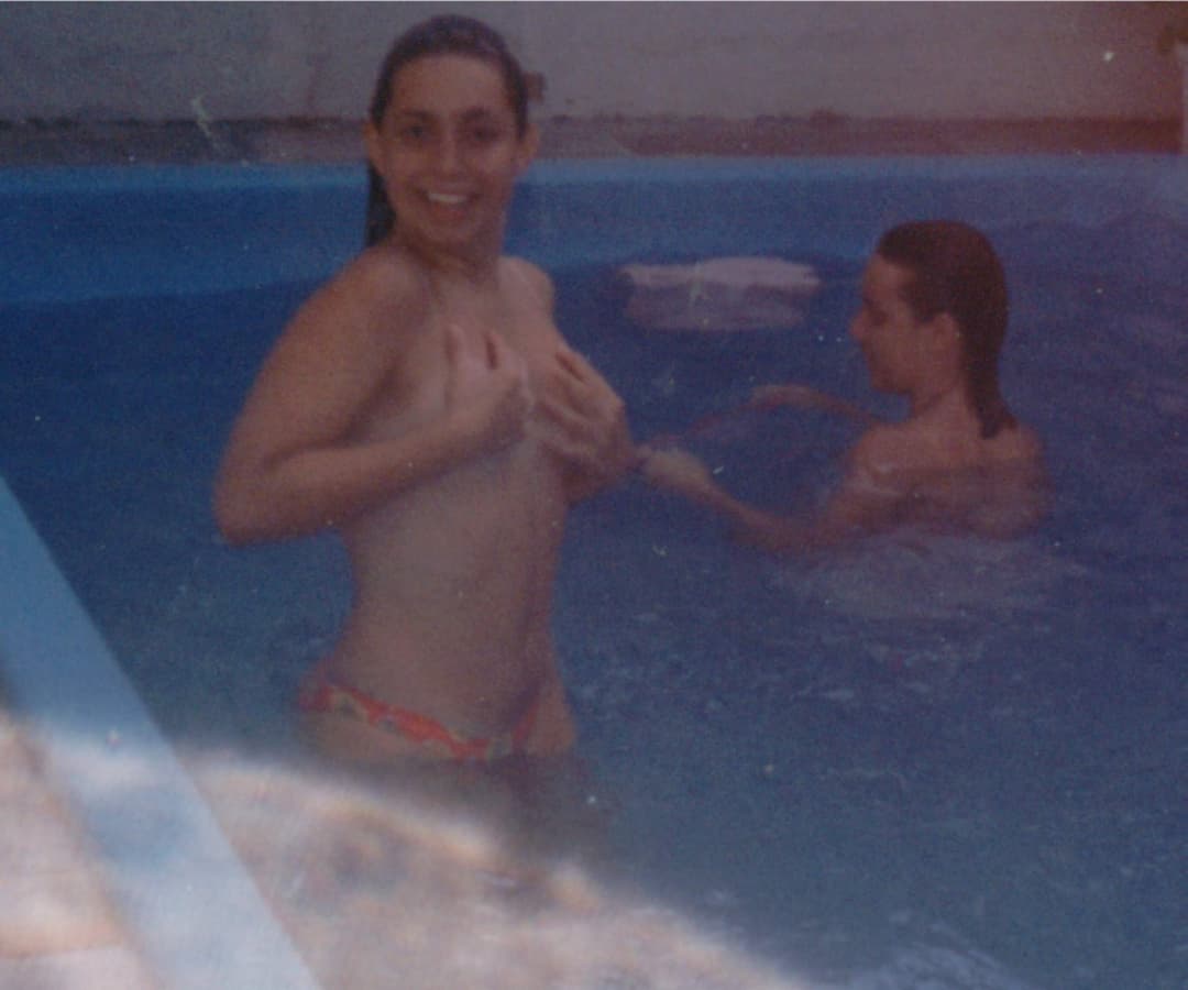 Teen Petite young hot bitch Wife fernanda puta casada loira gostosa novinha