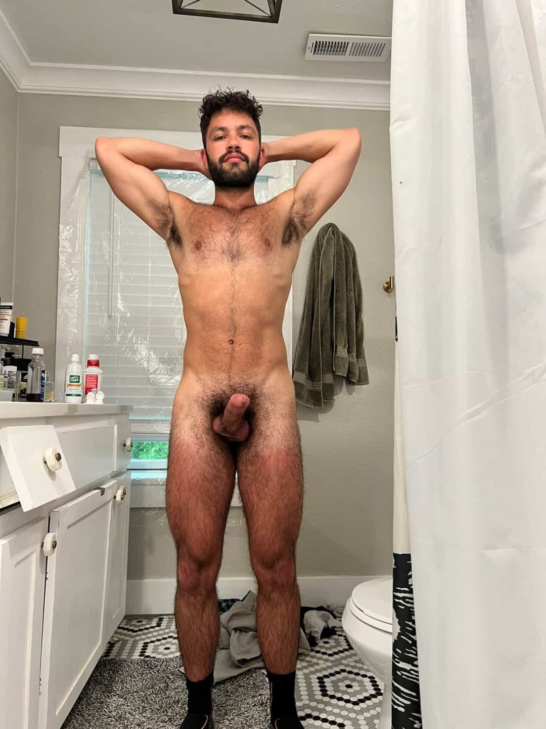 Fag drake: his snap is Drake101ism and his insta dy100ism