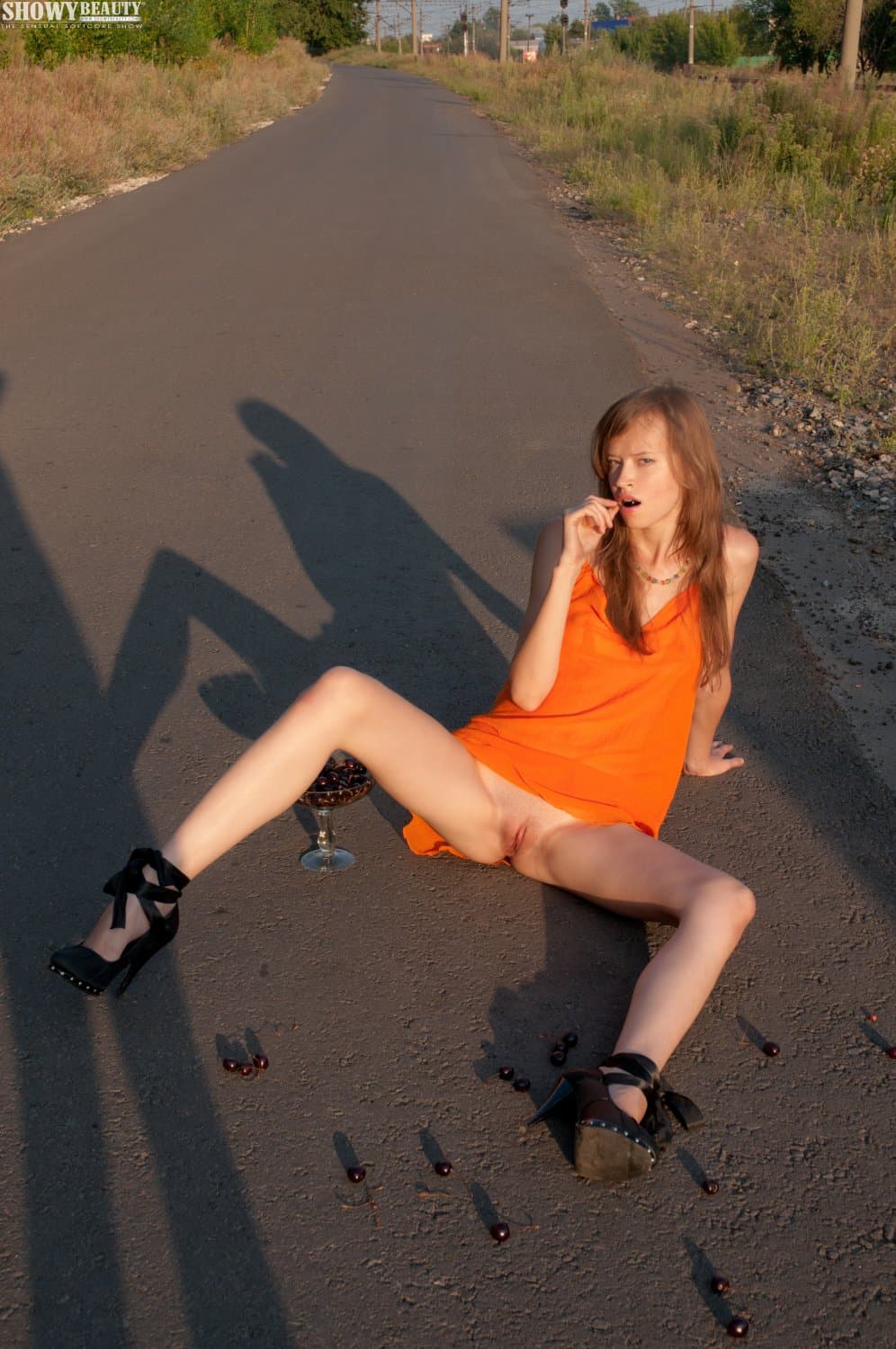 Kitana - Cherry road (ShowyBeauty)