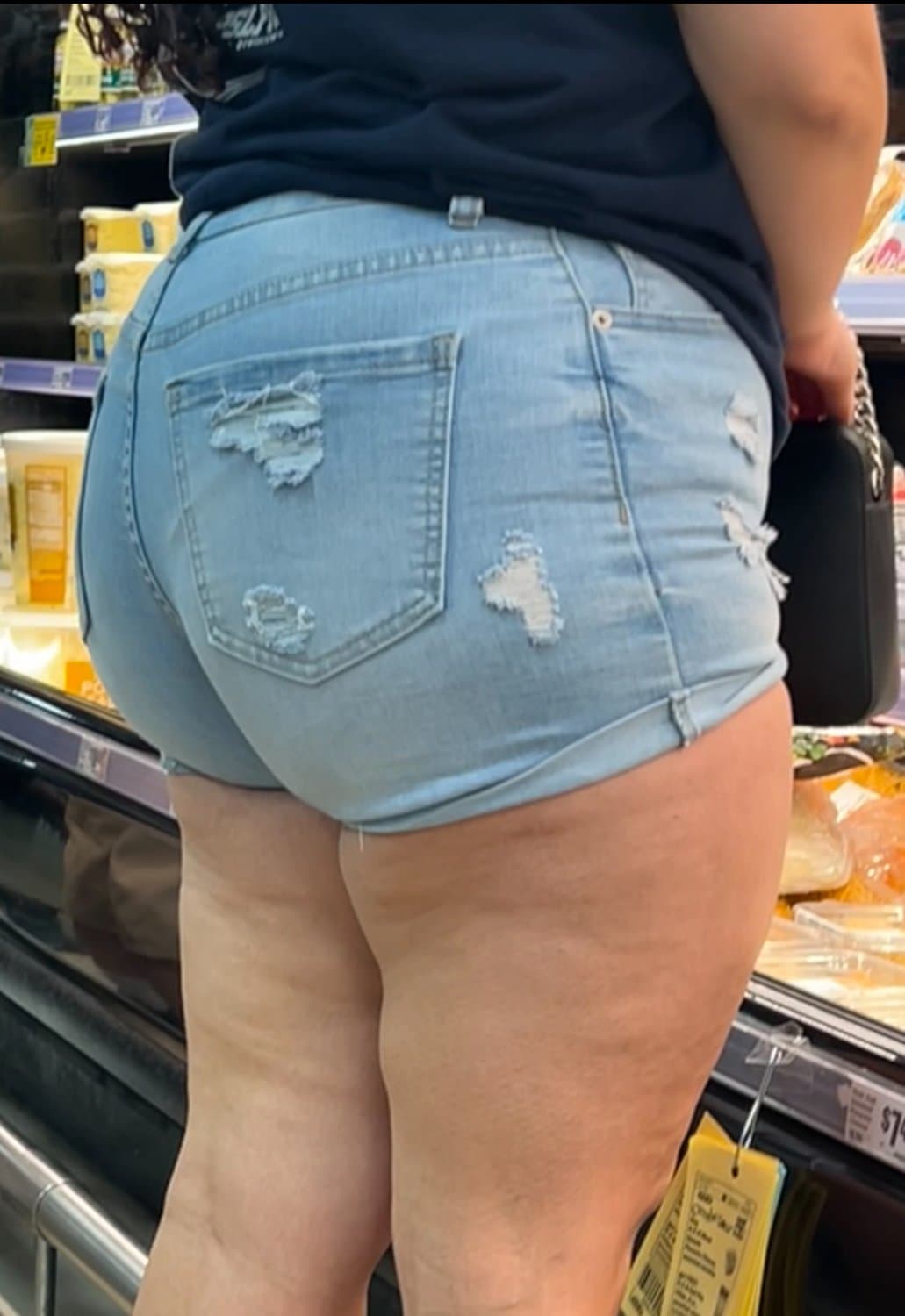 Sexy BIG OL BOOTY Latina! In Jean shorts
