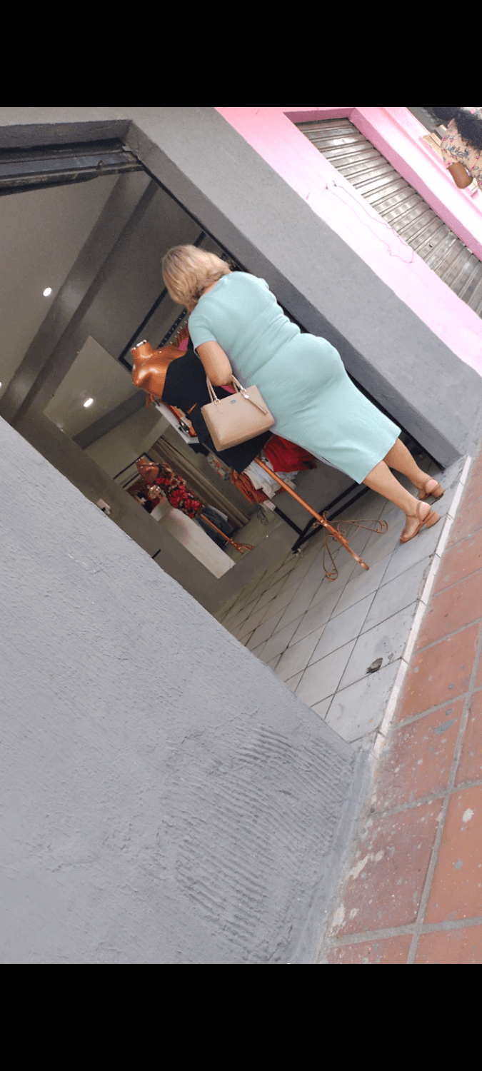 Crente do bundão cheio de celulite