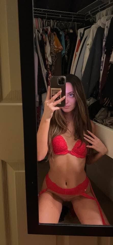 Click to view full size Ķřýśťà