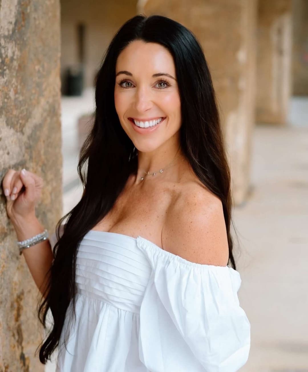 Kinky Kailee - 36 Married